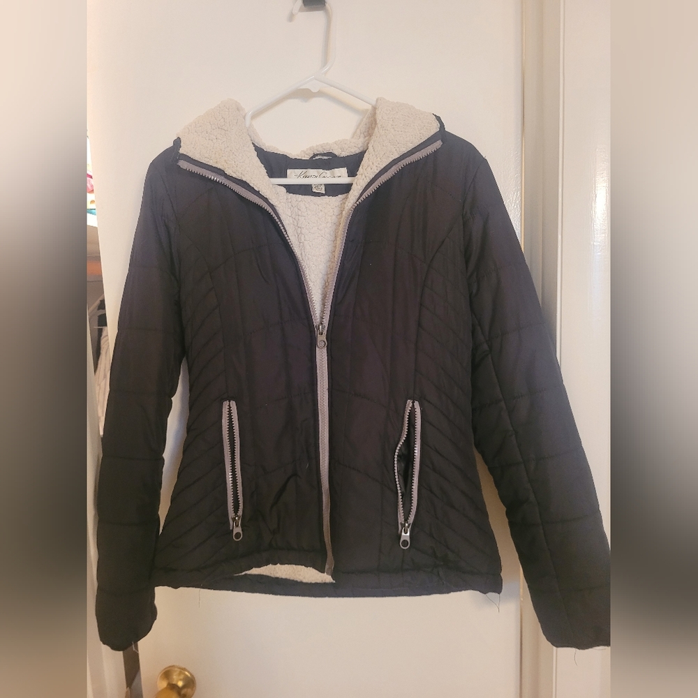 Kenneth Cole New York Black Puffer Jacket with Cream Lining